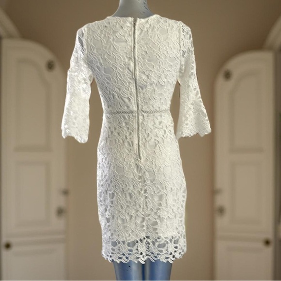 Ryan Michelle Elegant White Lace Dress size PS - Picture 5 of 6